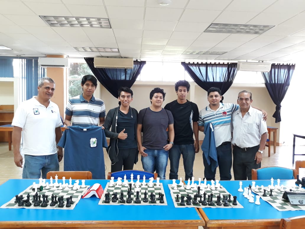 José Corona Cordero ganador del 1er Lugar en el 2do. Torneo Interno de Ajedrez del ITCancún